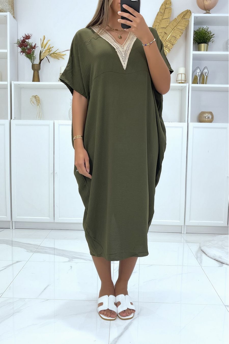 Kaki oversized tuniekjurk met vleermuismouwen en kant bij de kraag - 2