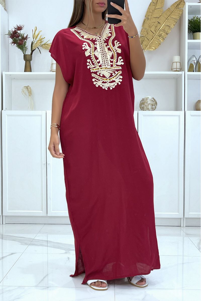 Long dress, burgundy djellaba with pretty oriental pattern on the collar - 2