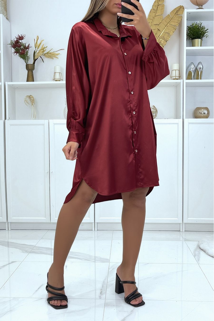 Robe chemise over size bordeaux satiné manches chauve souris - 1
