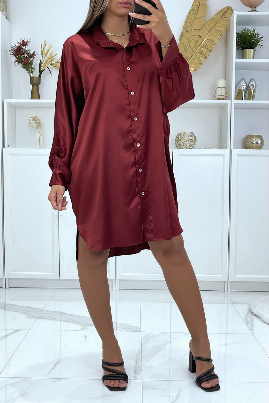 Robe chemise over size bordeaux satiné manches chauve souris - 2