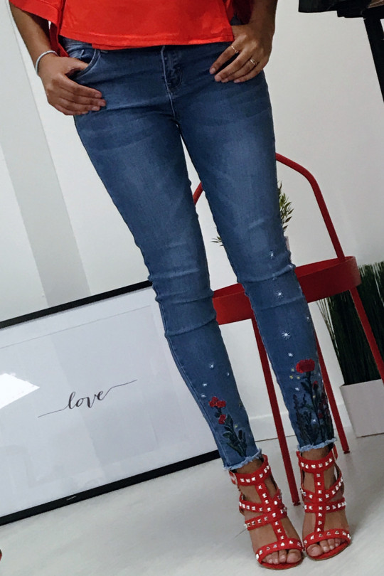 Jeans slim fashion avec broderie. Mode femme ptl - s2905 - 8