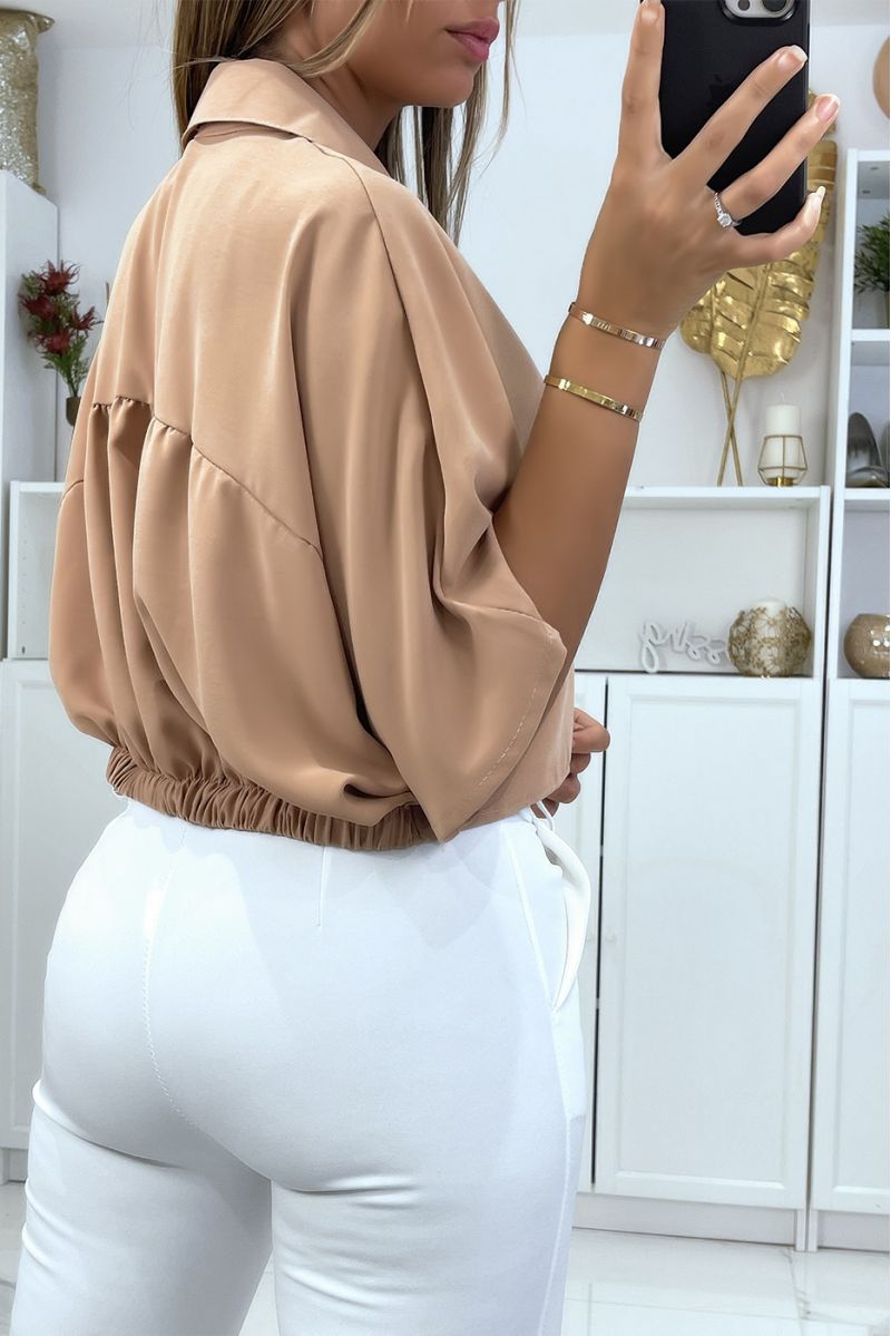 Crop top chemise camel avec noeud et élastique au dos  - 4