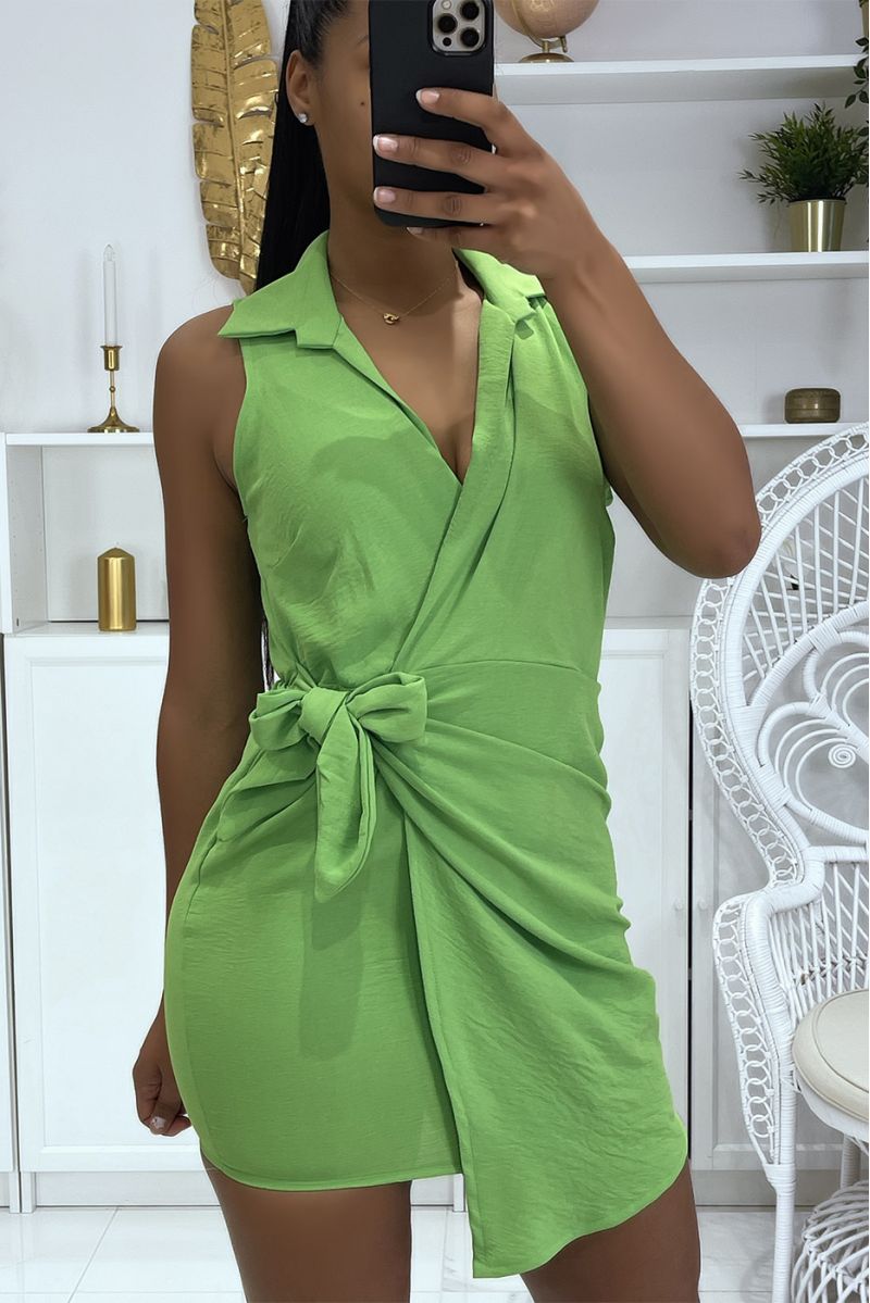 Short pistachio green wrap dress fitted at the waist with pretty lapel collar - 1