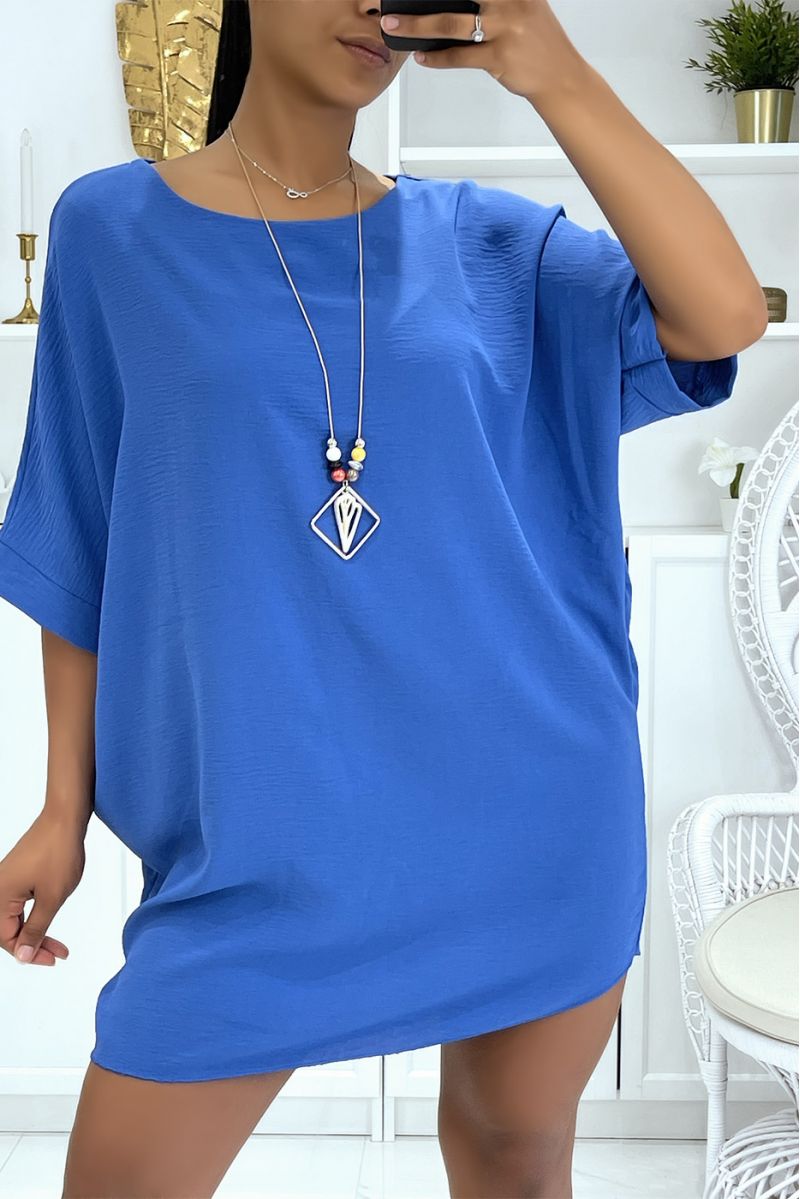 Oversize top / Loose indigo tunic with mid-length sleeves, round neck and pretty bohemian-effect necklace - 4