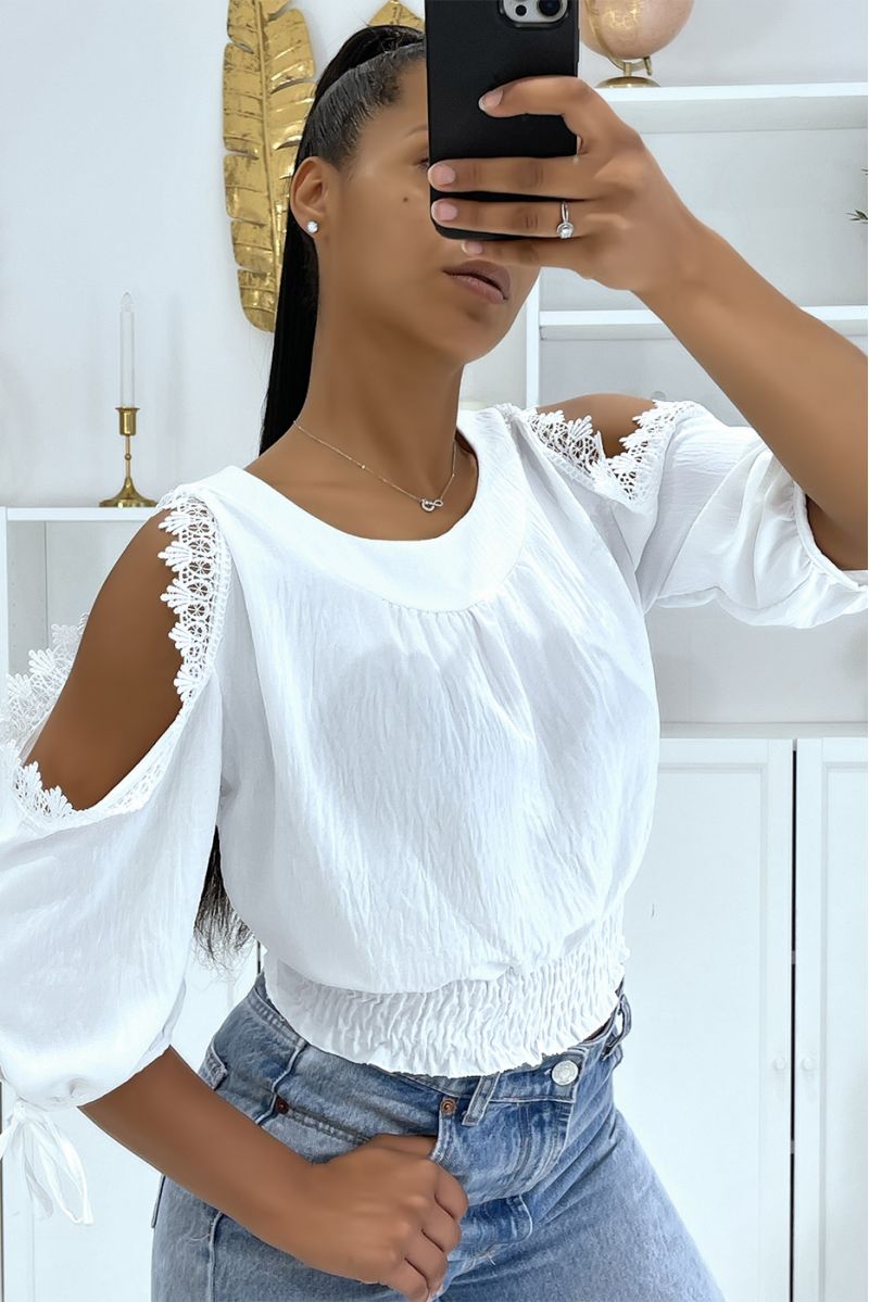 White crop top elastic at the waist round neck and long sleeves with bare shoulders - 1