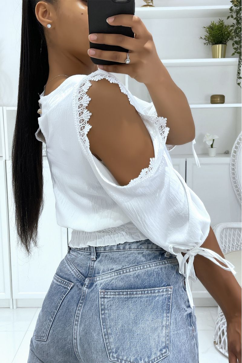 White crop top elastic at the waist round neck and long sleeves with bare shoulders - 3