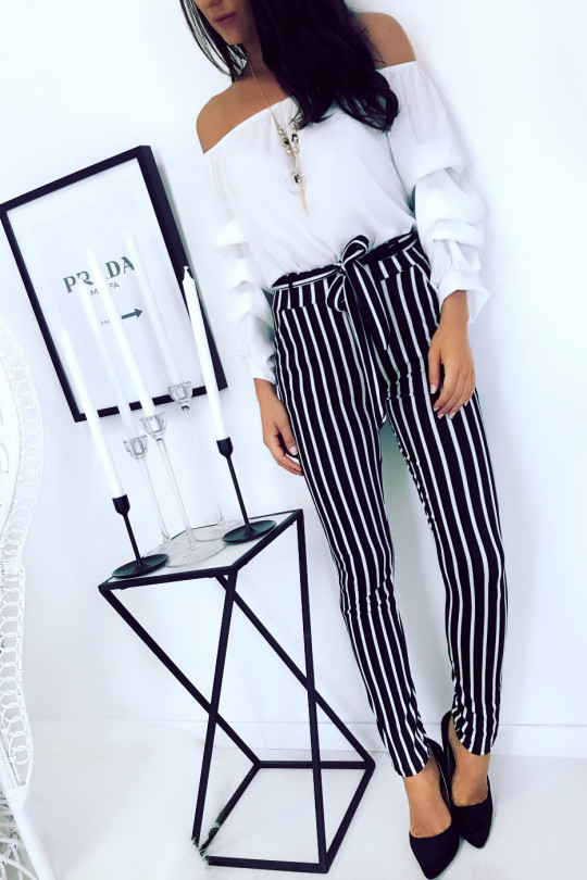 Black and white striped slim pants with pockets and belt. Pants 694 - 1