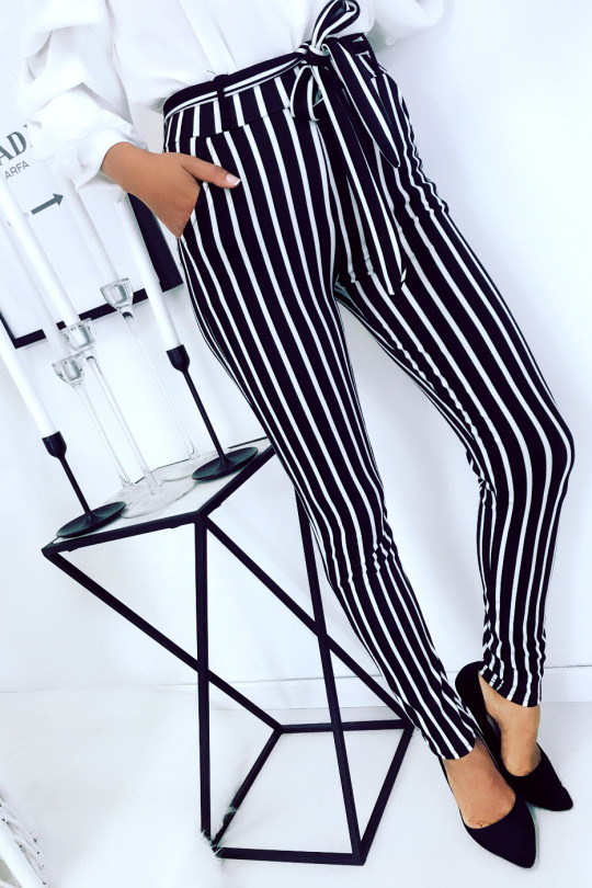 Black and white striped slim pants with pockets and belt. Pants 694 - 3