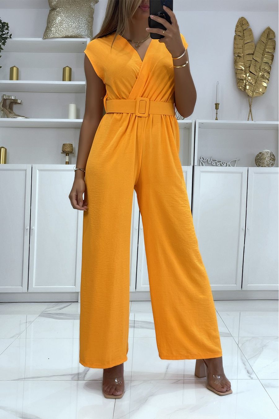 Oranje jumpsuit met riem, uitlopende broek en top met wikkeleffect - 2