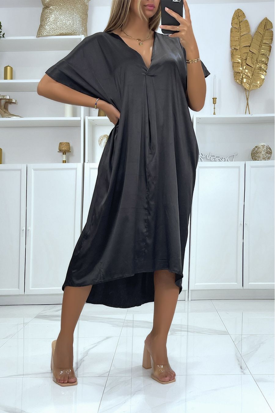 Loose black satiny V-neck midi dress - 3