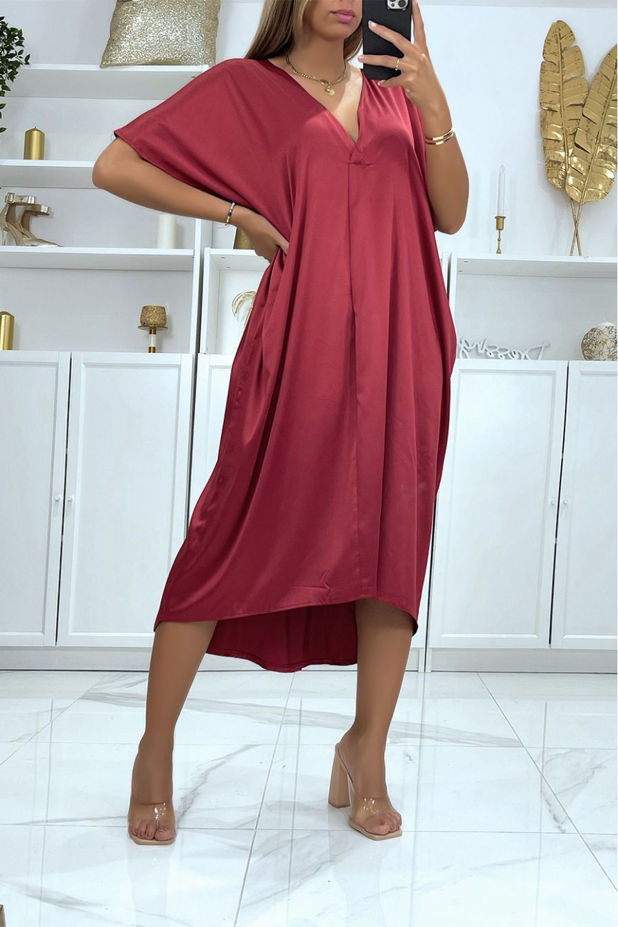 Mid-length burgundy loose satin V-neck dress - 3