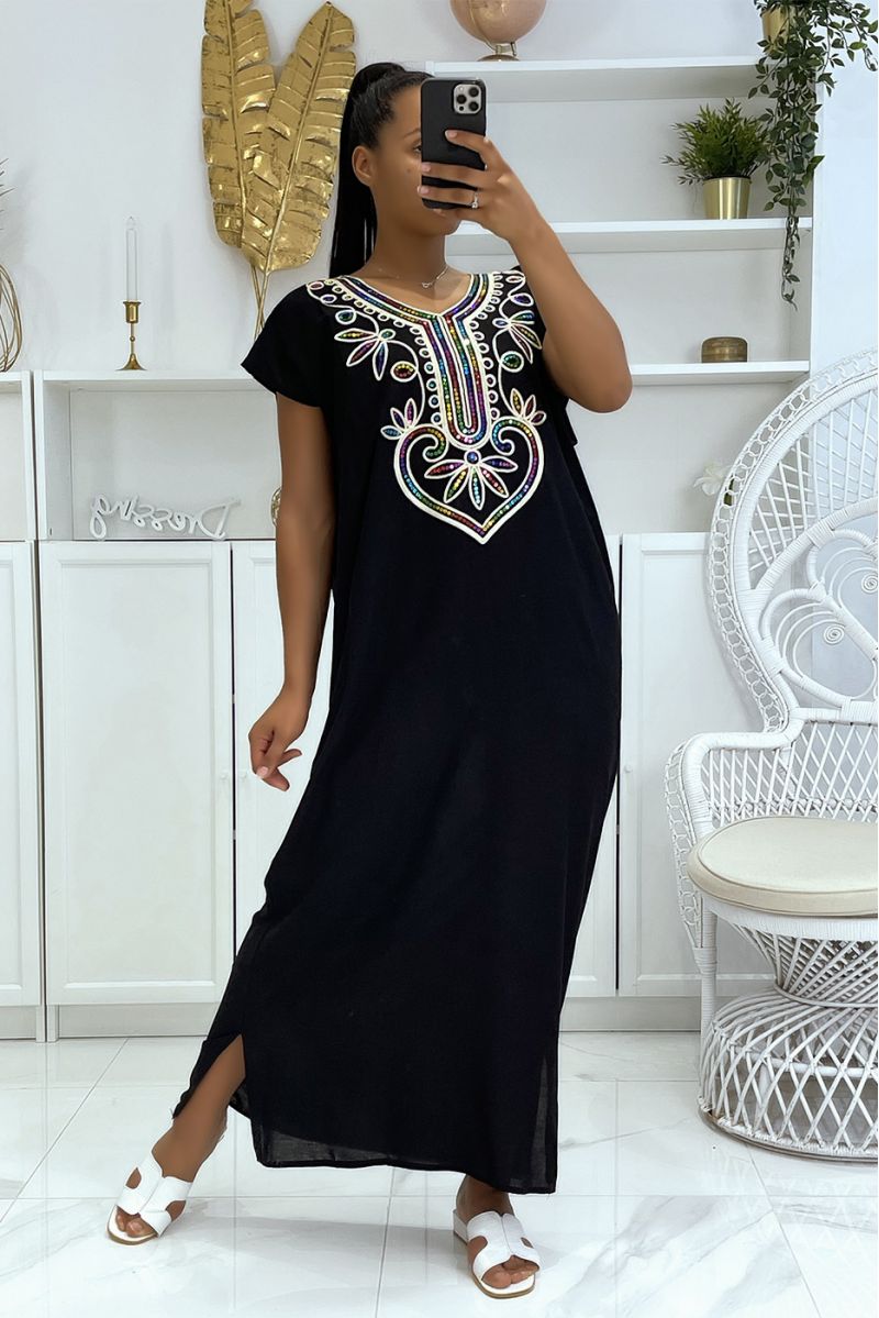 Long black djellaba with pretty oriental pattern adorned with rhinestones - 1