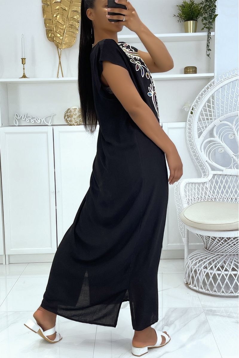 Long black djellaba with pretty oriental pattern adorned with rhinestones - 2
