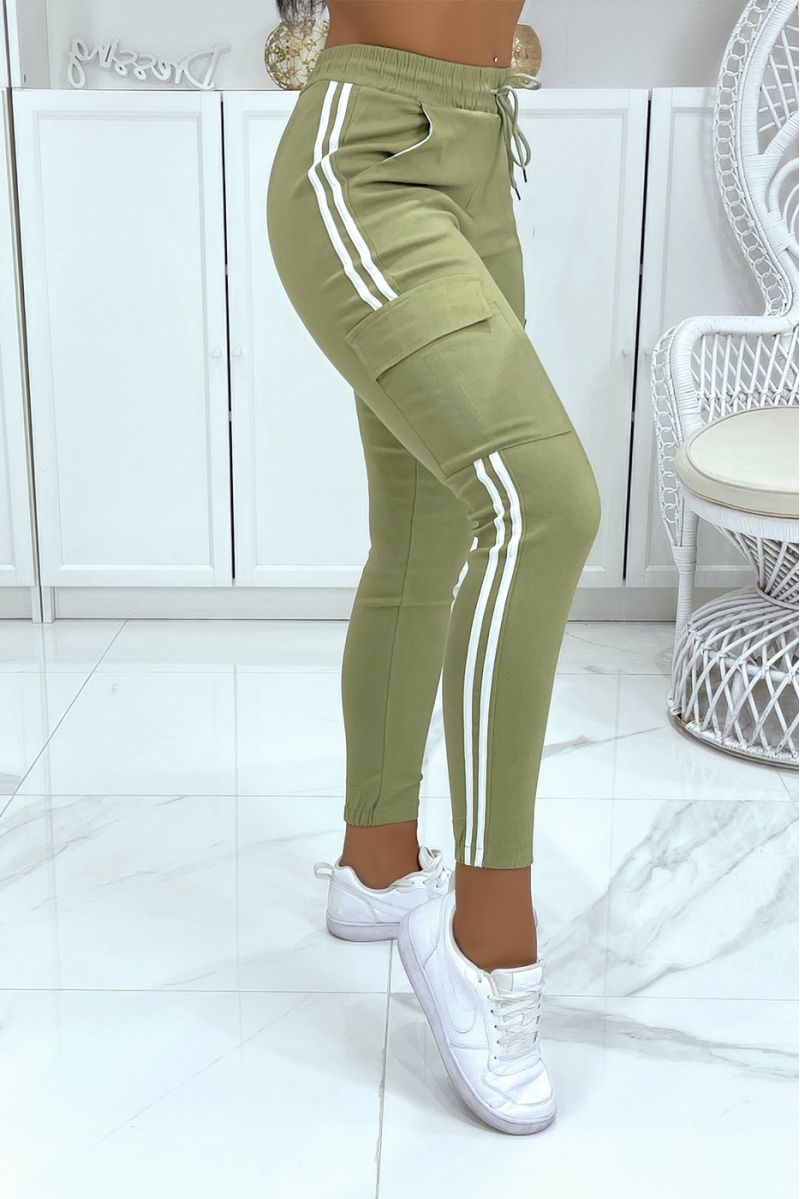 Green jeggings with white stripes and pockets - 2