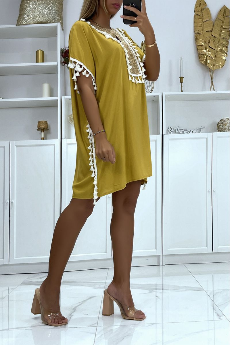 Mustard tunic with oriental accessory on the collar - 3