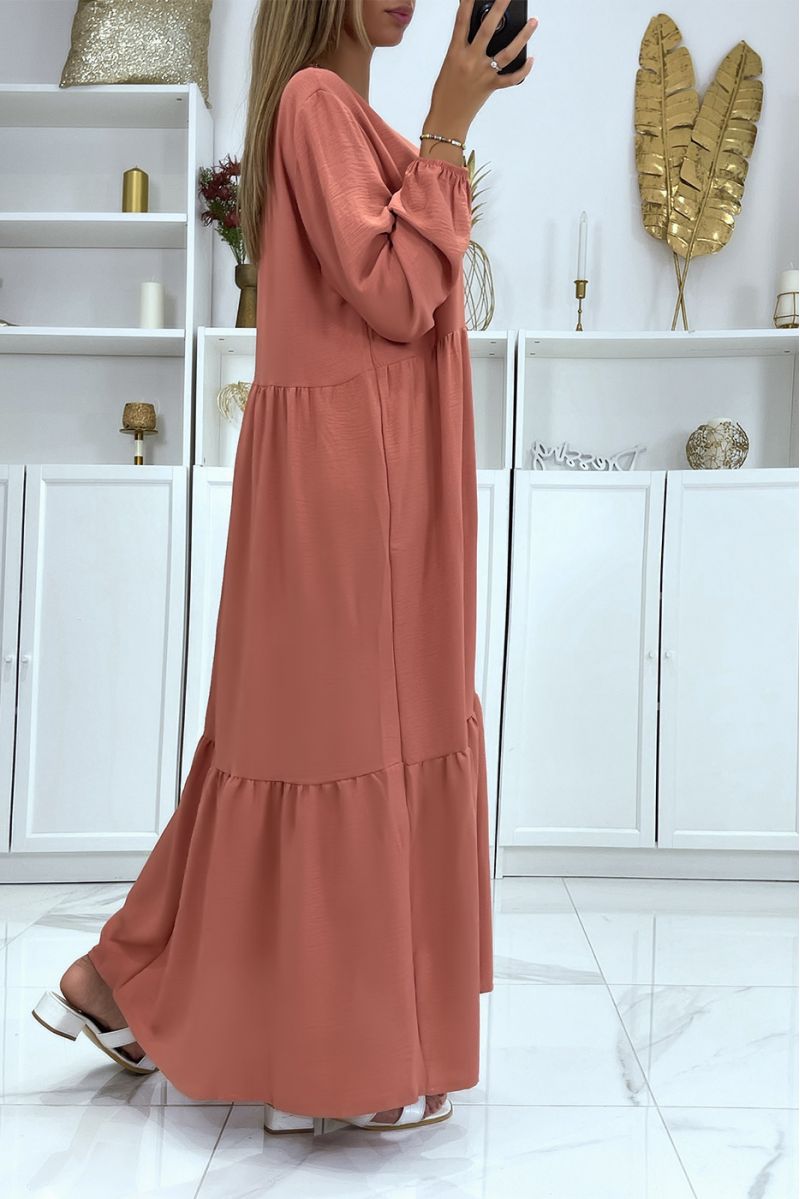 Long oversize pink V-neck dress with flounce - 4