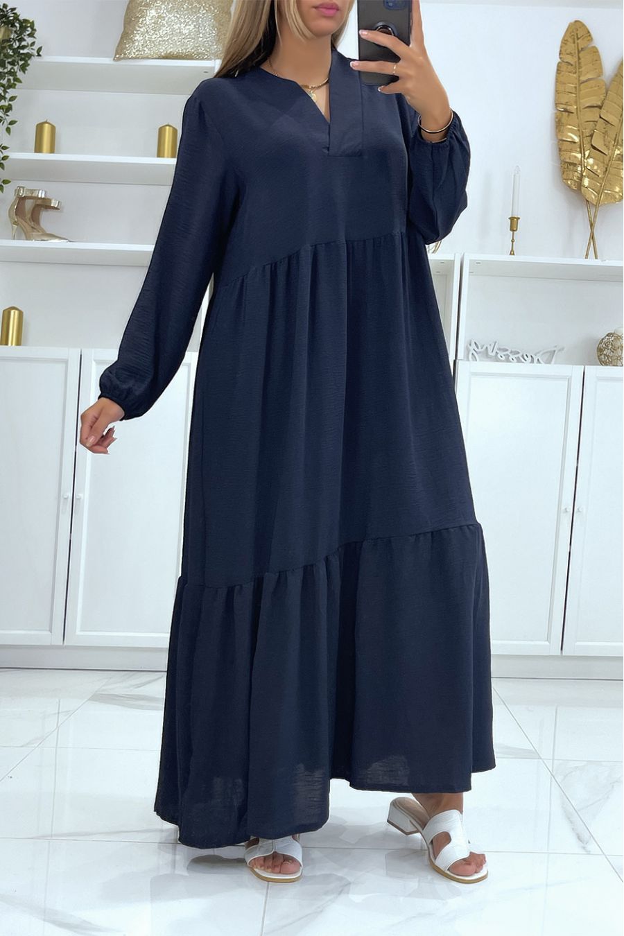 Longue robe over size marine en col V avec volant  - 2