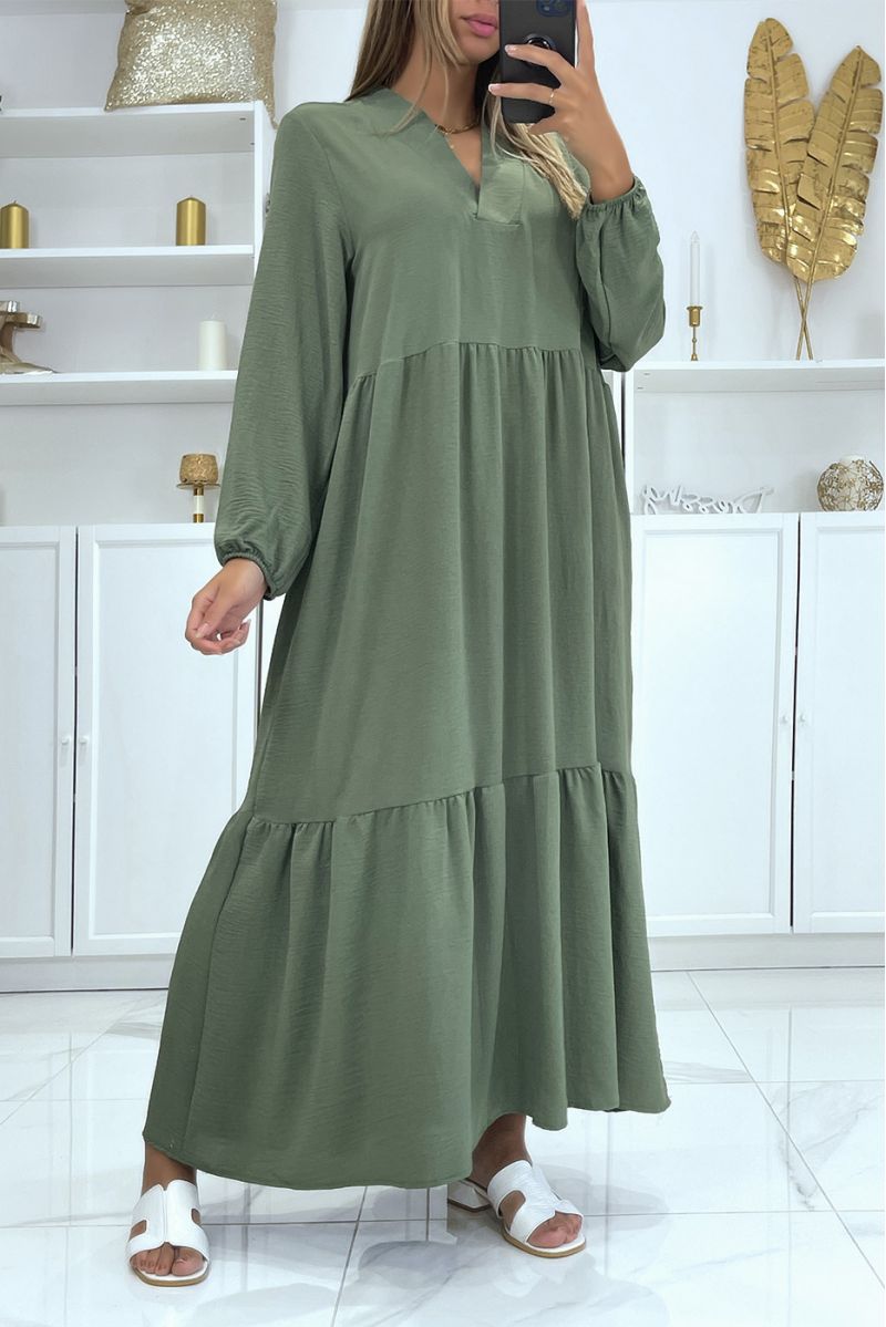 Long oversized khaki V-neck dress with flounce - 1