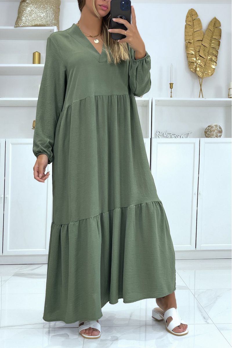 Long oversized khaki V-neck dress with flounce - 2