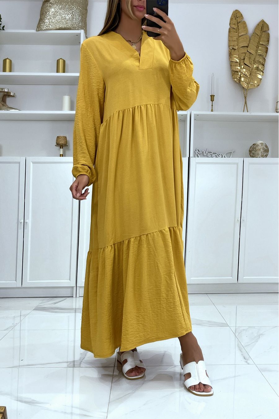 Long oversized mustard V-neck dress with flounce - 2