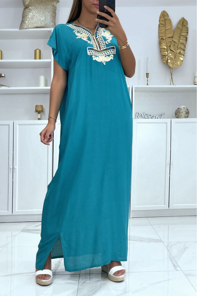 Green djellaba dress very comfortable to wear with pretty embroidered pattern on the collar adorned with rhinestones - 1