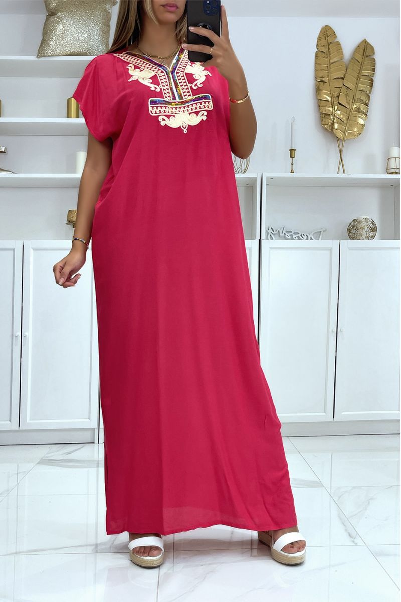 Fuchsia djellaba dress very comfortable to wear with pretty embroidered pattern on the collar adorned with rhinestones - 2
