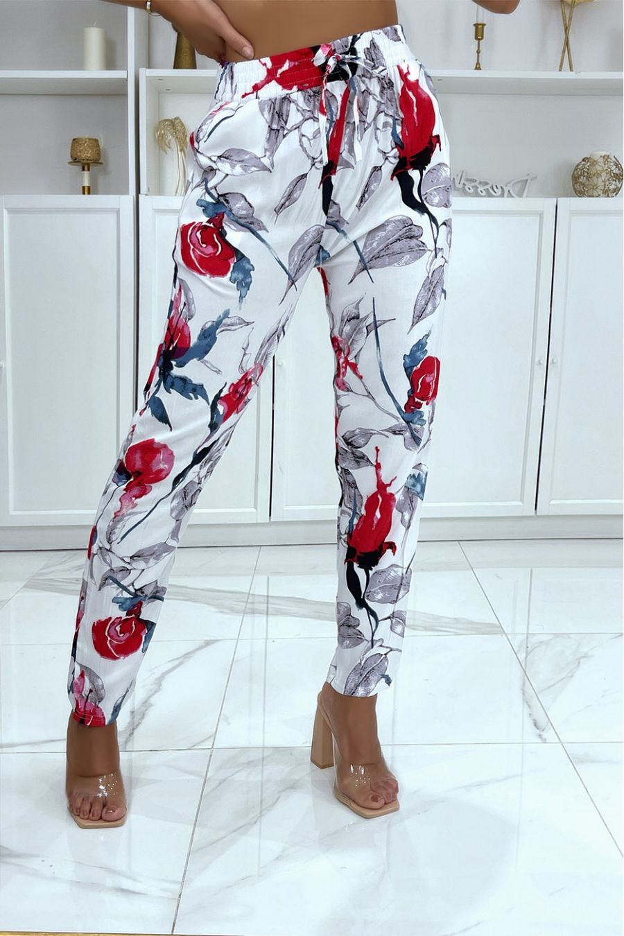 Recht gesneden witte soepelvallende broek met grote tropische print - 1