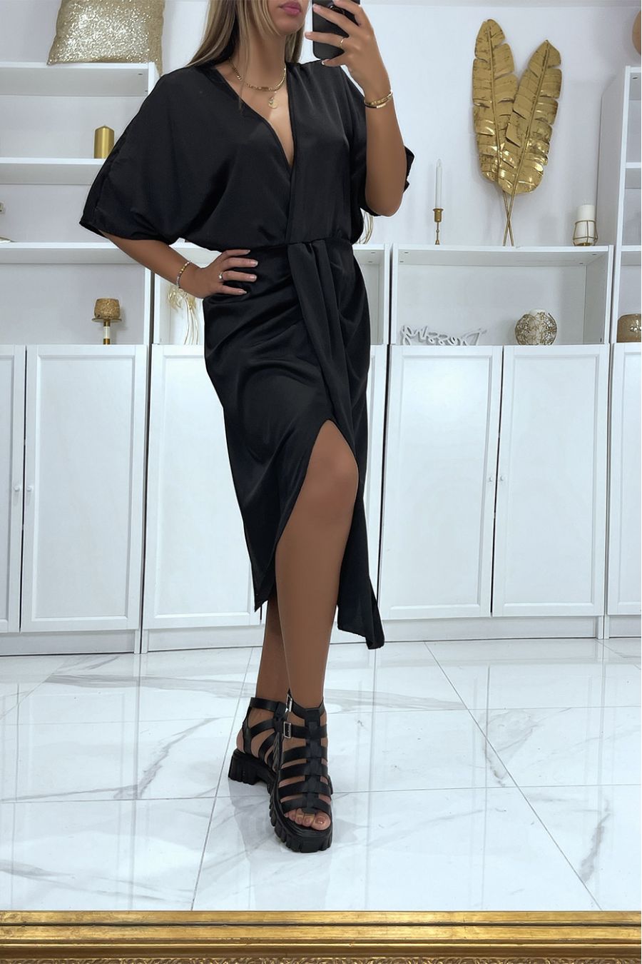Black satin kimono dress crossed at the front - 2