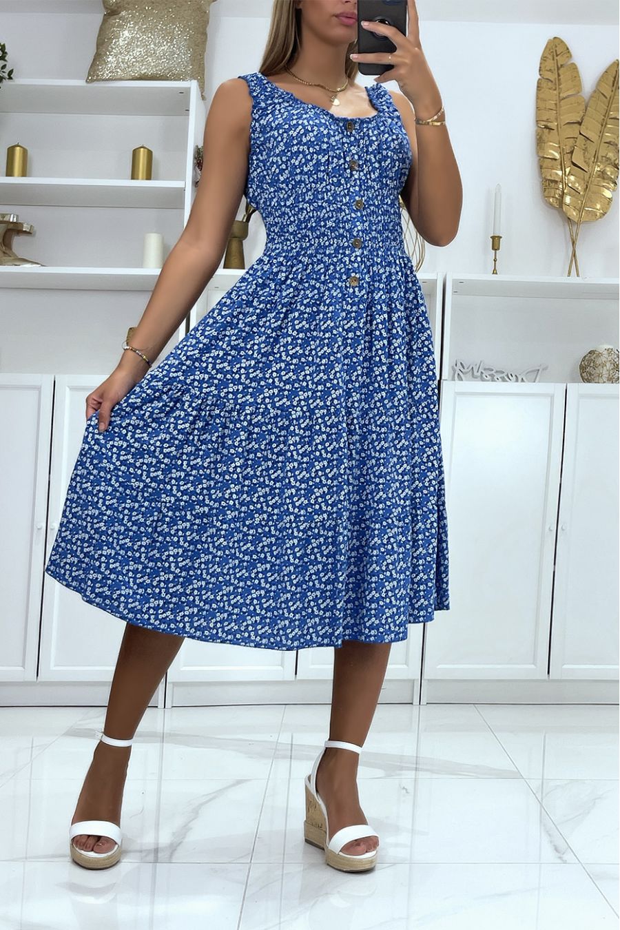 Mid-length boat-neck dress with royal liberty motif - 2