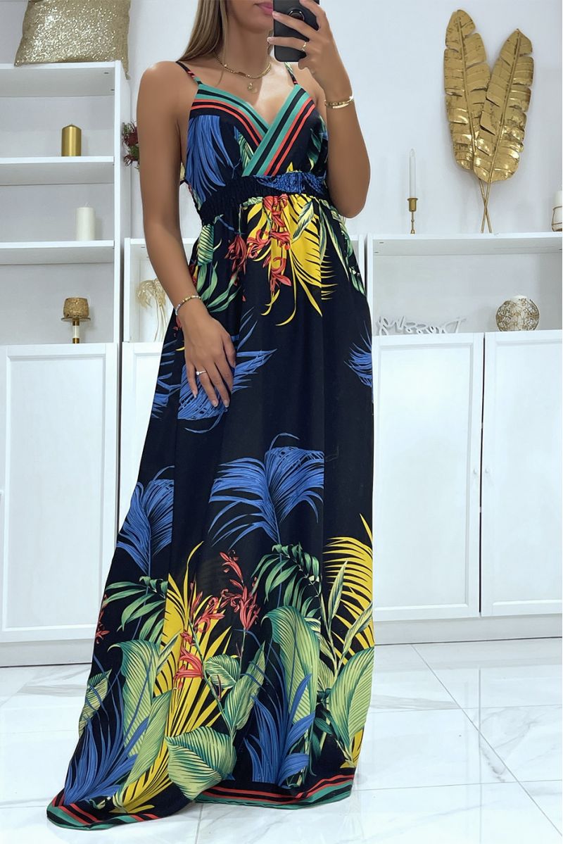 Very chic long dress with floral pattern in black background - 1