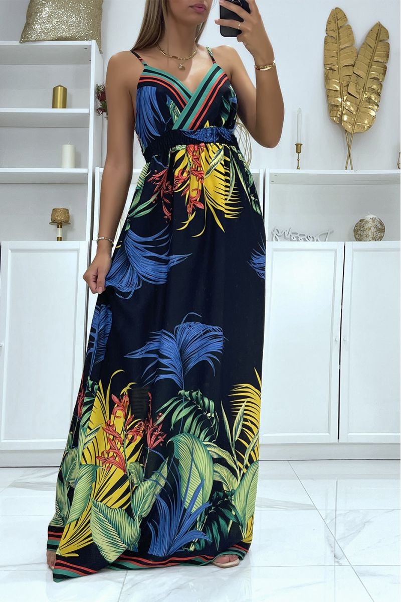 Very chic long dress with floral pattern in black background - 2