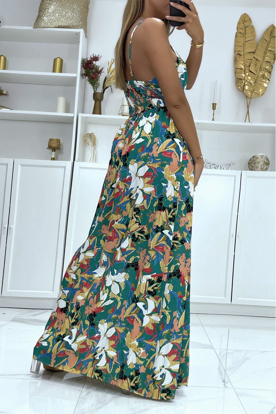 Longue robe motif très chic à dominance verte - 5