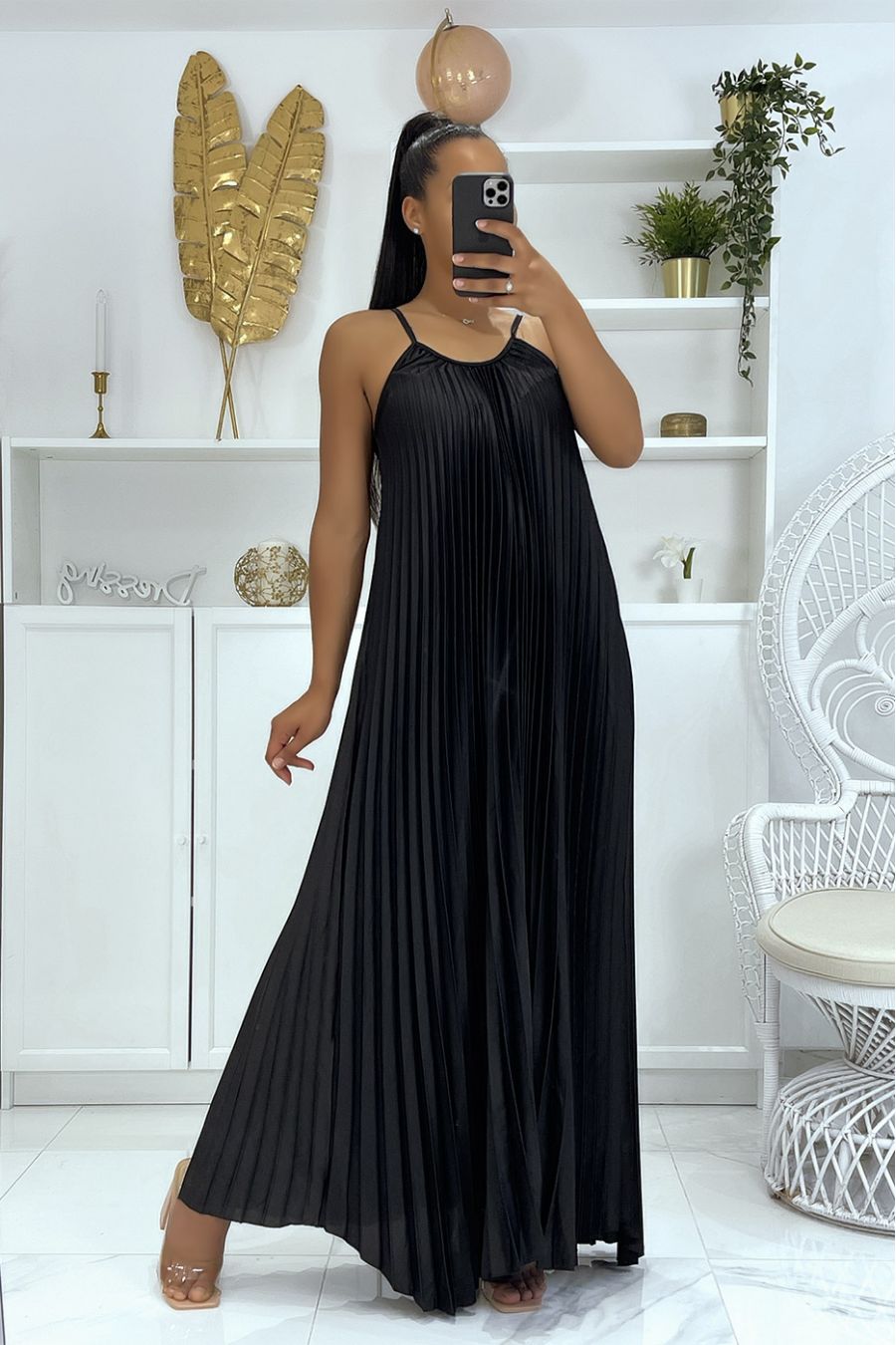 Longue robe plissé noire très class  - 1