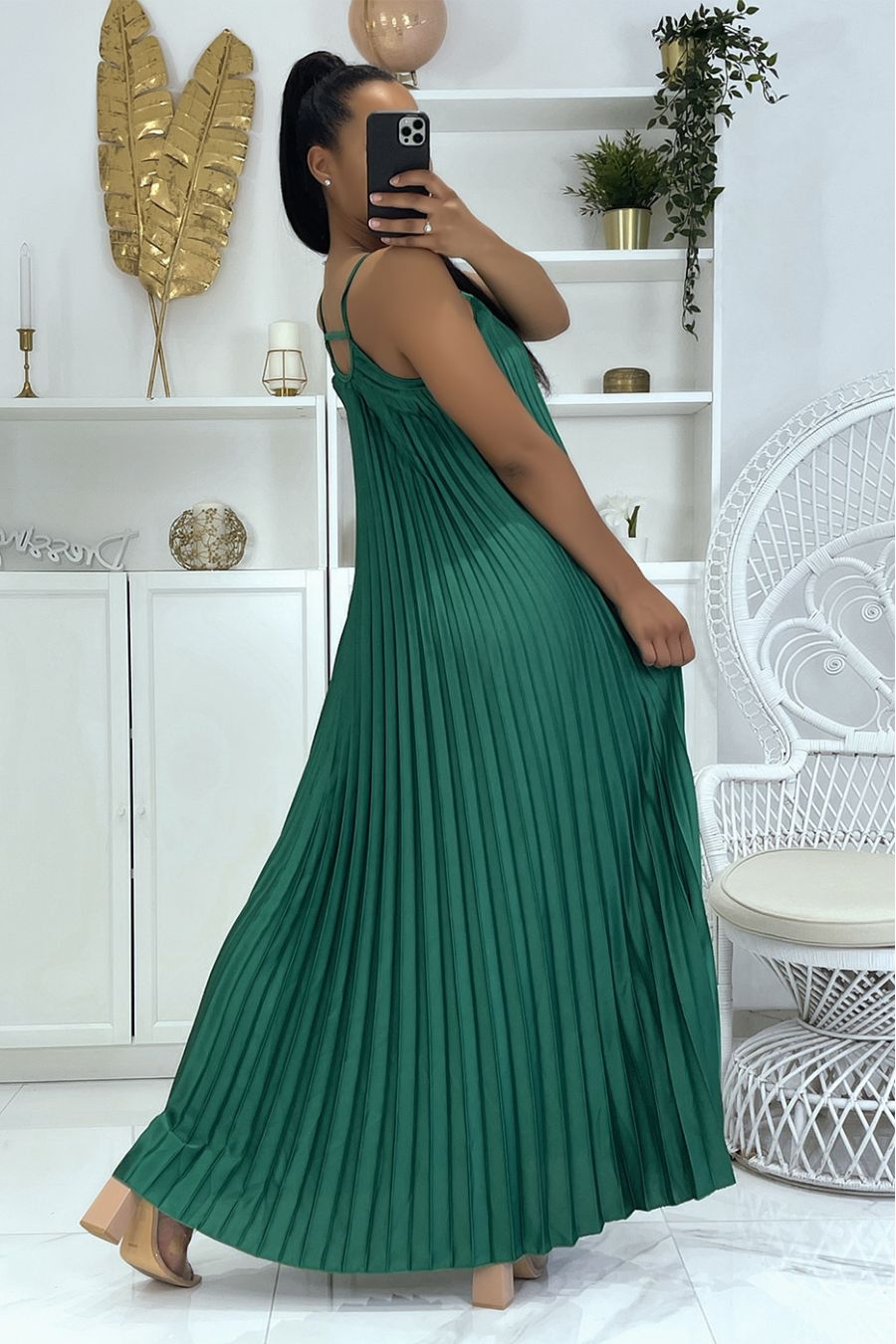 Very classy long green pleated dress - 1