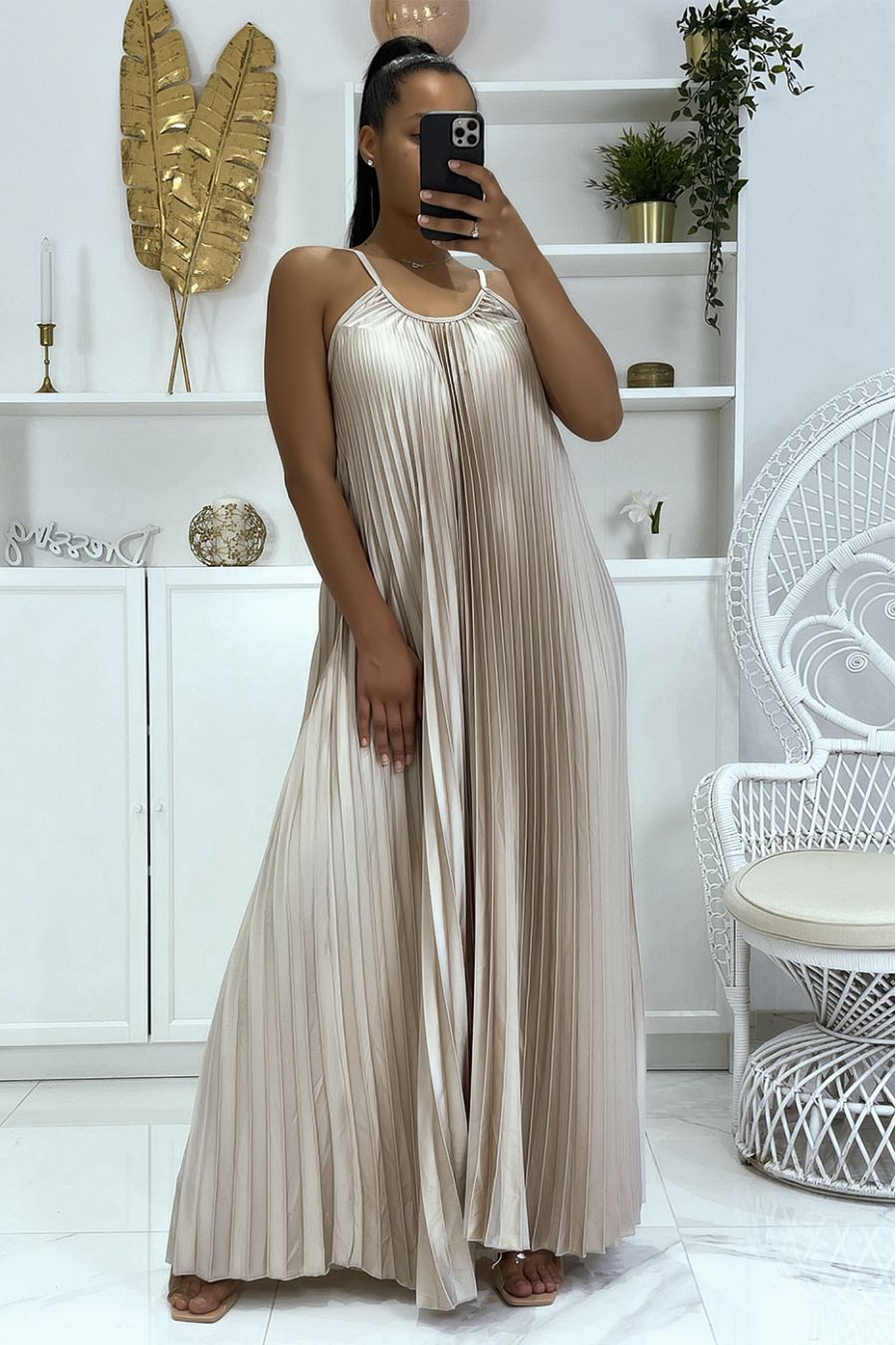 Very classy long beige pleated dress - 2