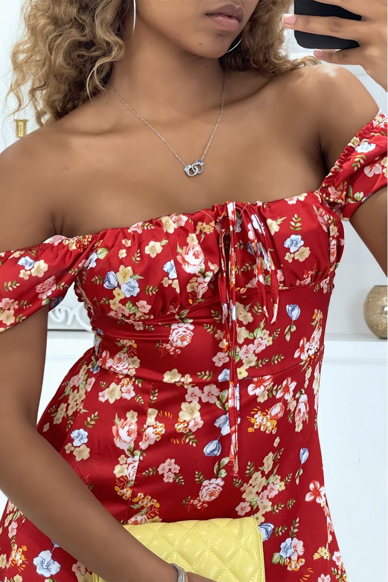 Red floral satin dress with bardot neck and side slit - 3