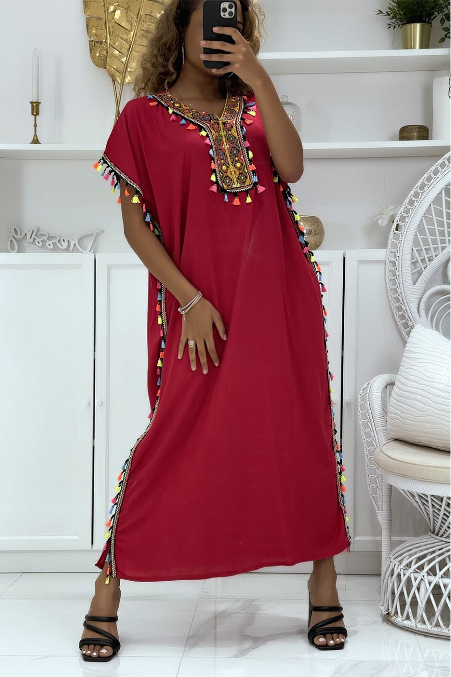 Bourgondische djellaba-jurk zeer comfortabel om te dragen met mooie borduursels en pompons - 1