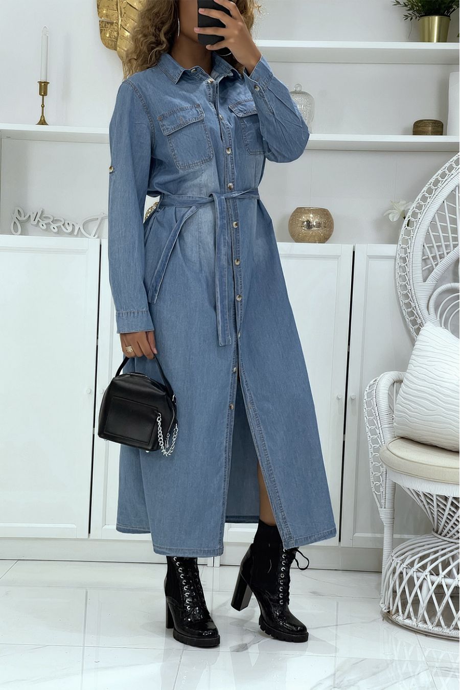 Robe chemise en jean bleu clair avec ceinture - 14