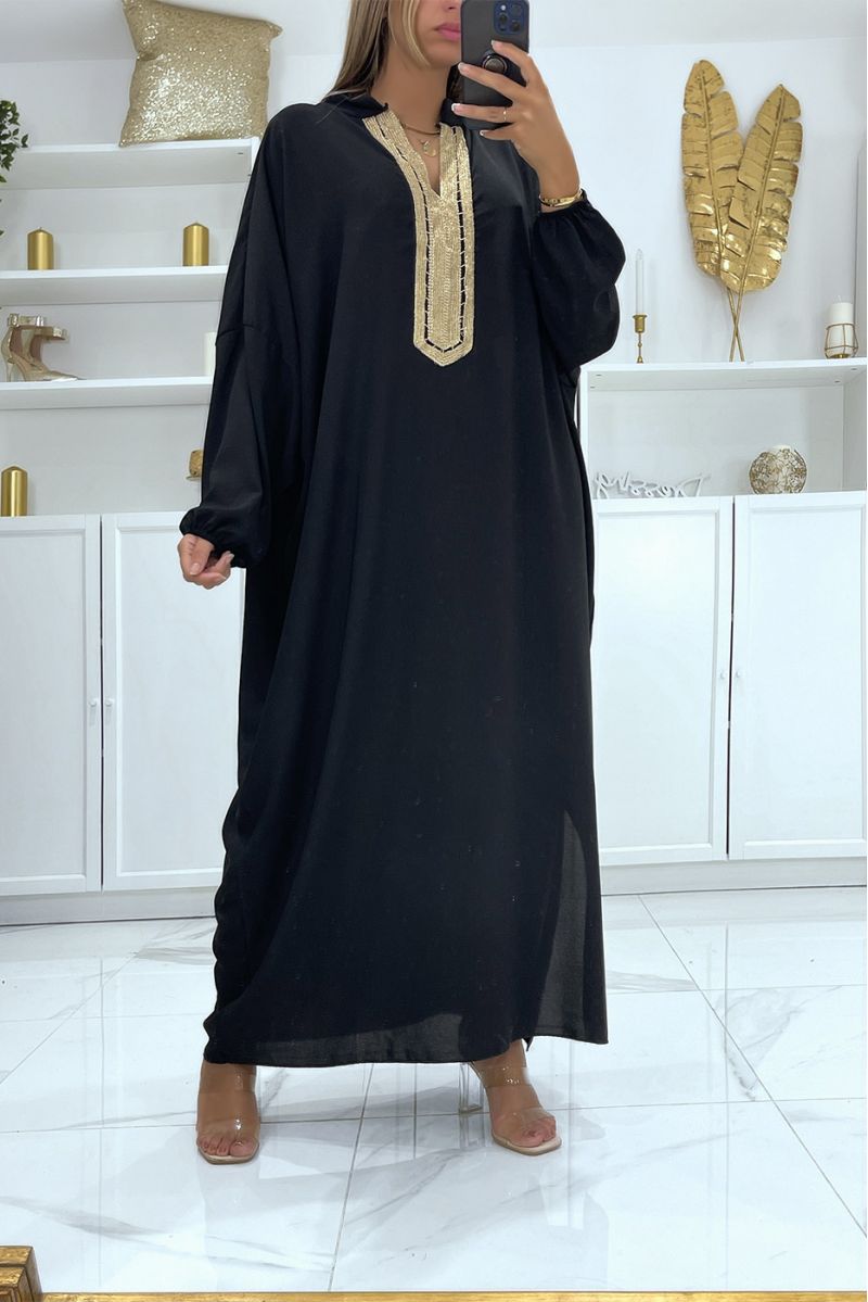 Large size black abaya with puffed sleeves and gold embroidery on the collar - 1 Large size black abaya with puffed sleeves and gold embroidery on the collar - 1