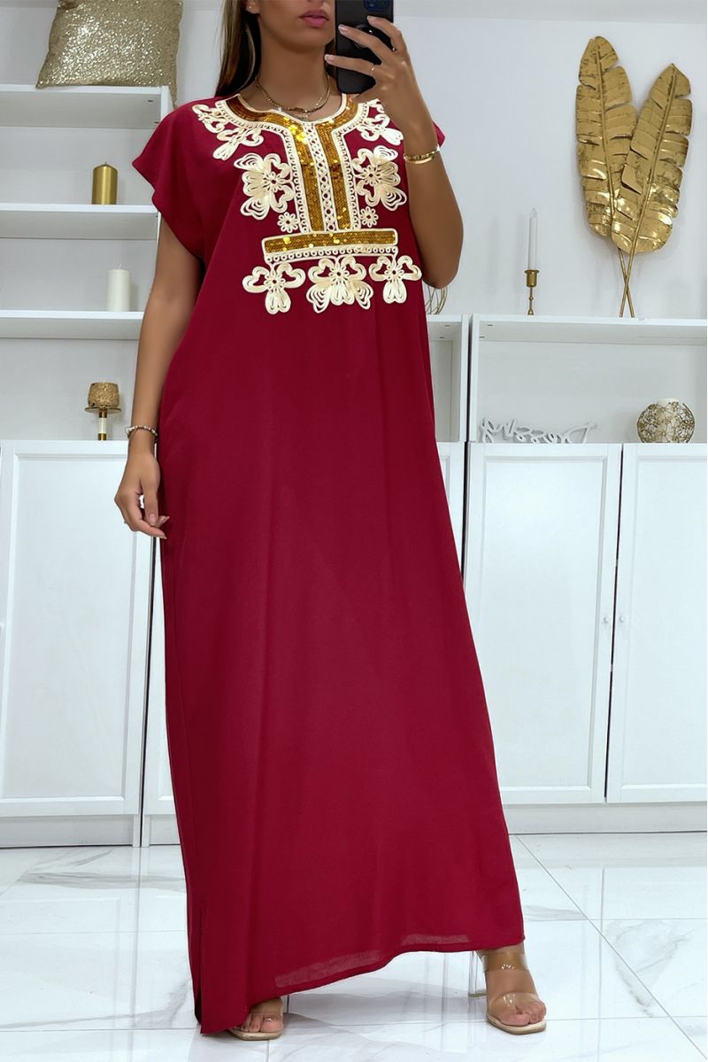 Burgundy djellaba dress very comfortable to wear with pretty embroidery and sequins - 2