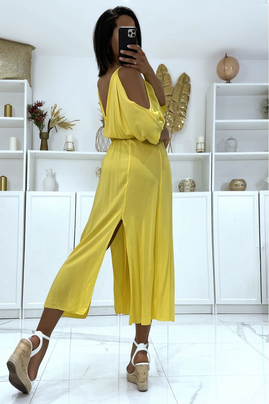 Long mustard V-neck dress with straps - 4