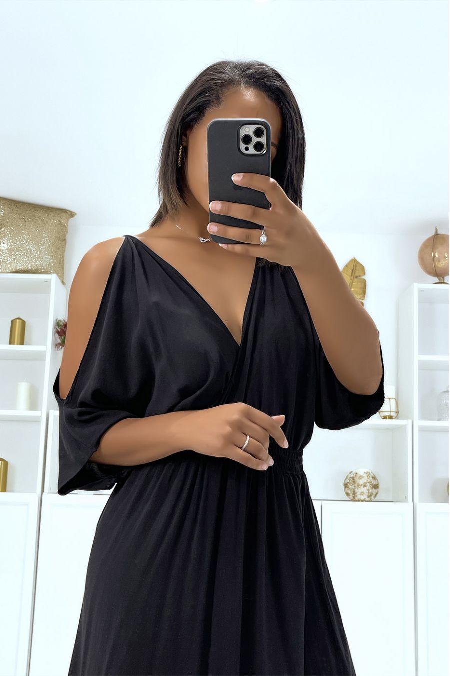 Long black V-neck dress with straps - 7