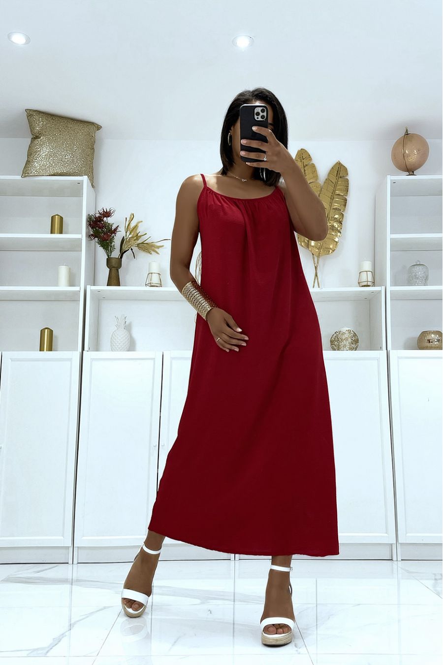 Long flared burgundy dress with straps - 1