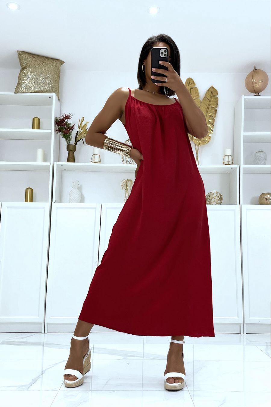 Long flared burgundy dress with straps - 2