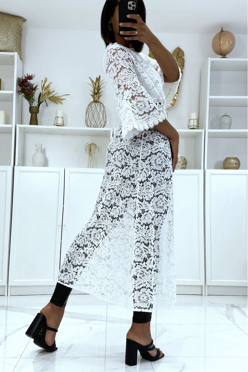 Long white kimono entirely in crochet with drawstring belt - 4