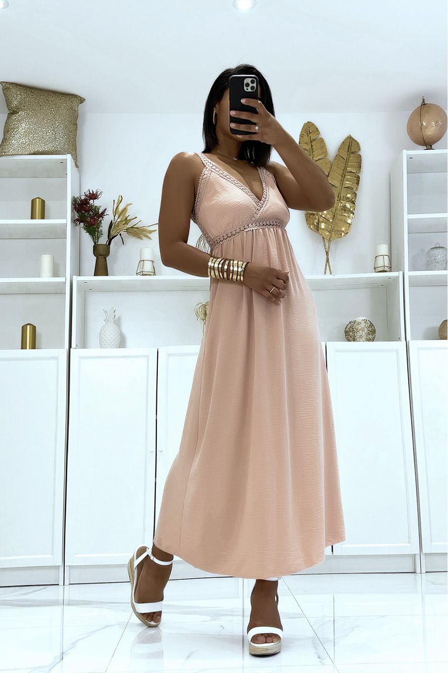 Long pink strappy dress with crossed lace - 3
