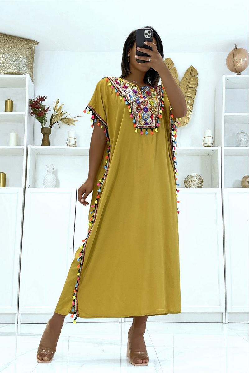 Robe djellaba moutarde très légère à porter avec jolie sequins et pompons   - 2