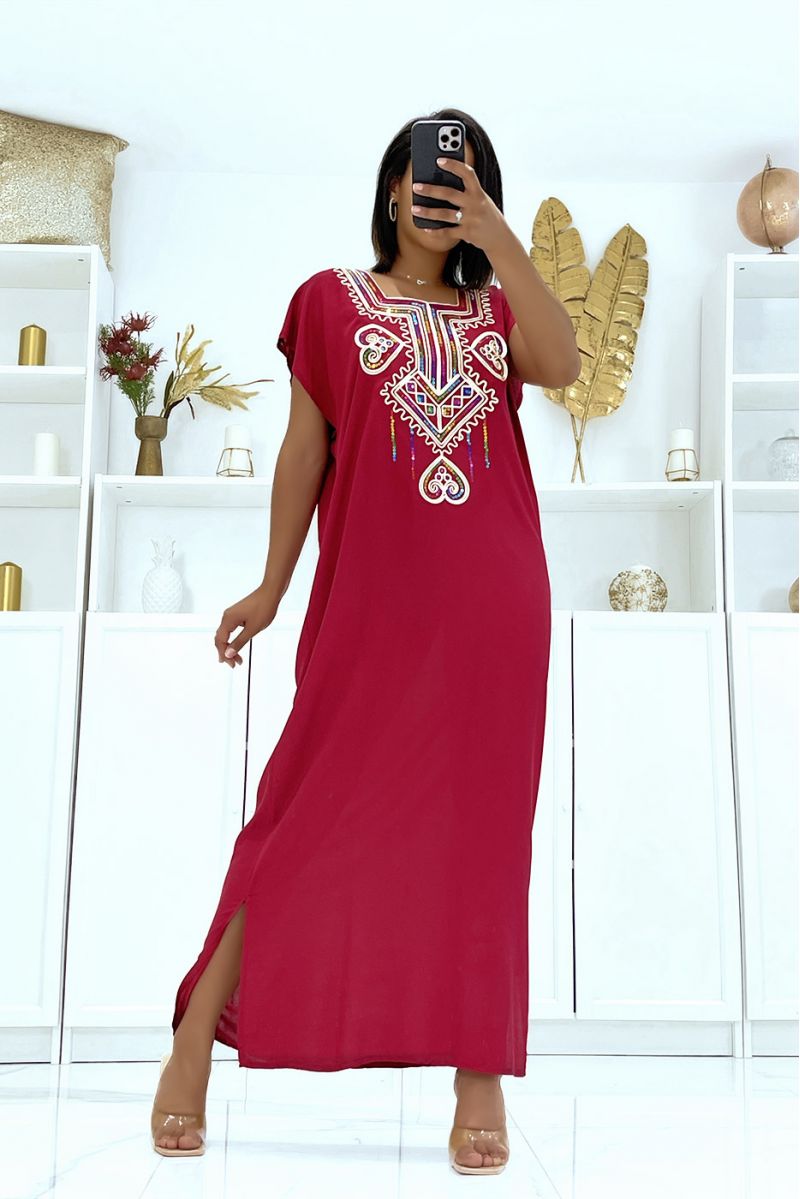 Robe djellaba bordeaux très légère à porter avec jolie broderie et sequins - 3