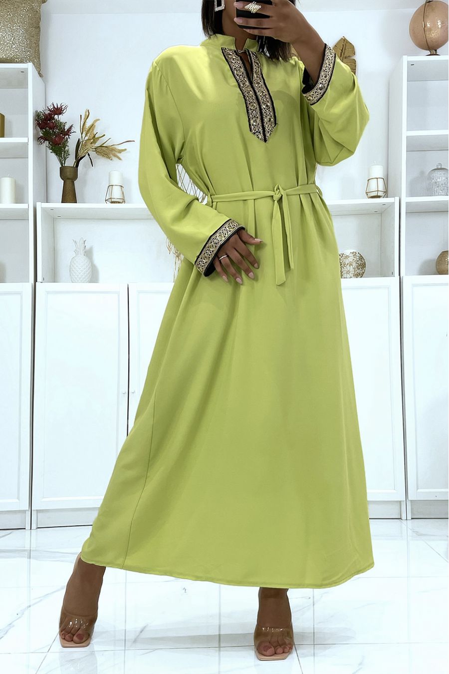 Anise green satin dress with gold embroidery and Mao collar - 2