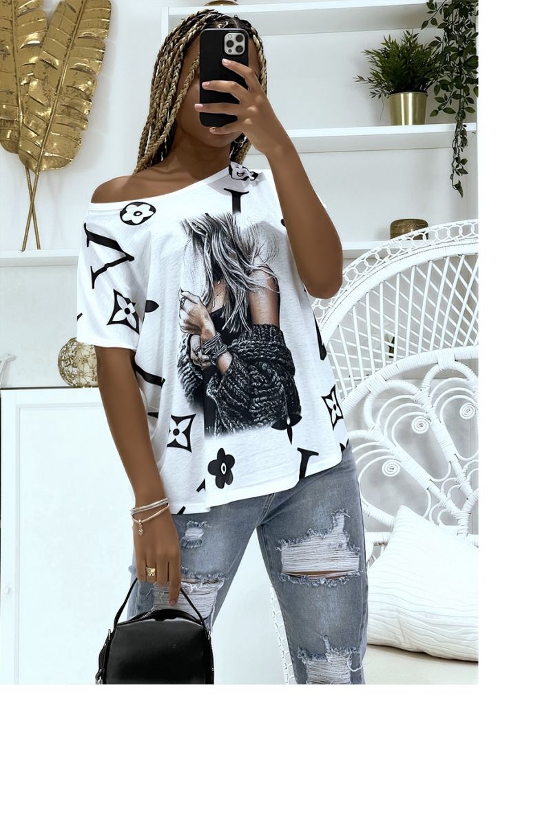 Wit oversized T-shirt met korte mouwen, print geïnspireerd op een vrouw - 1 Wit oversized T-shirt met korte mouwen, print geïnspireerd op een vrouw - 1